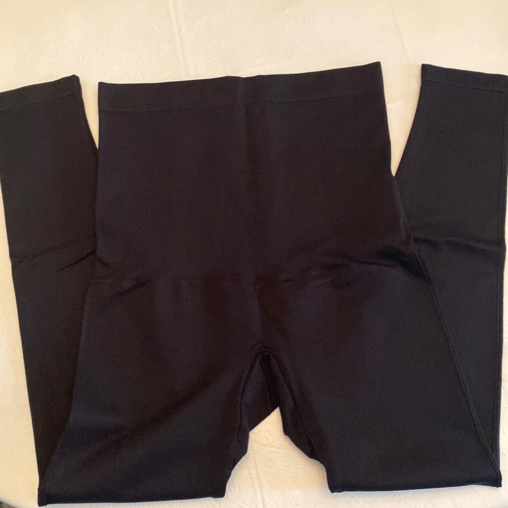 High-waisted shaping Legging by Empetua